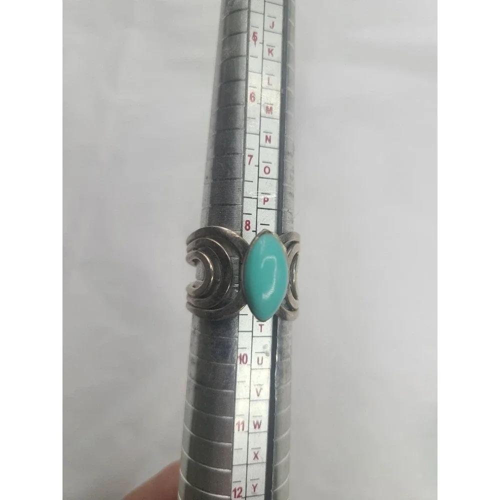 Sterling Silver Turquoise Ring With Swirly Design - Size 9 - Add Some Bling To Y